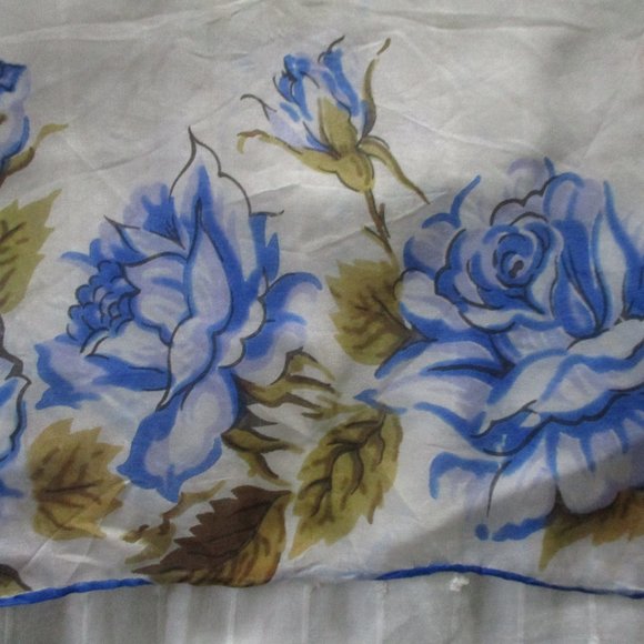 1930s sheer silk blue roses scarf - Picture 5 of 8